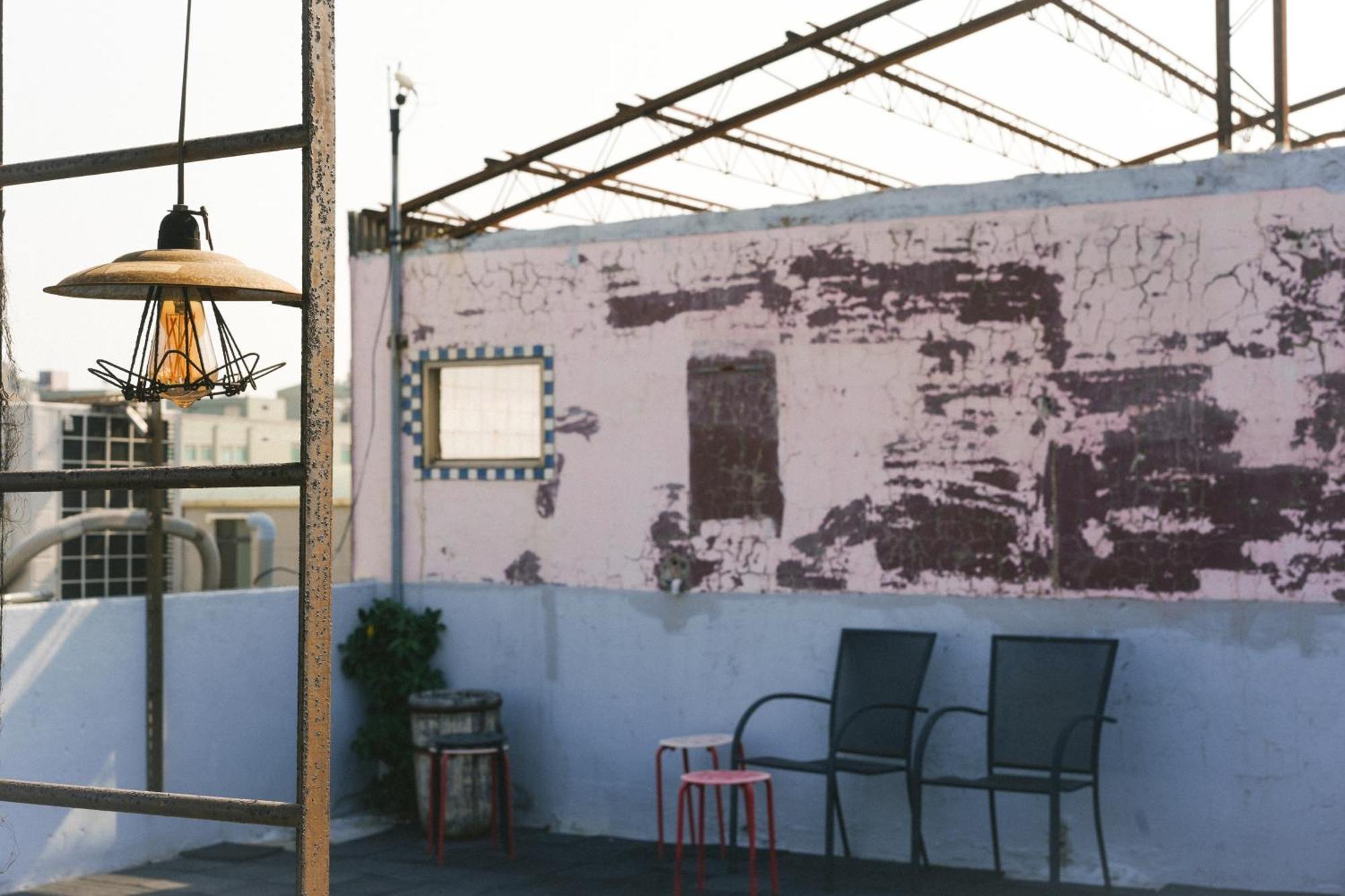 Loft18 Hostel Đài Nam Ngoại thất bức ảnh
