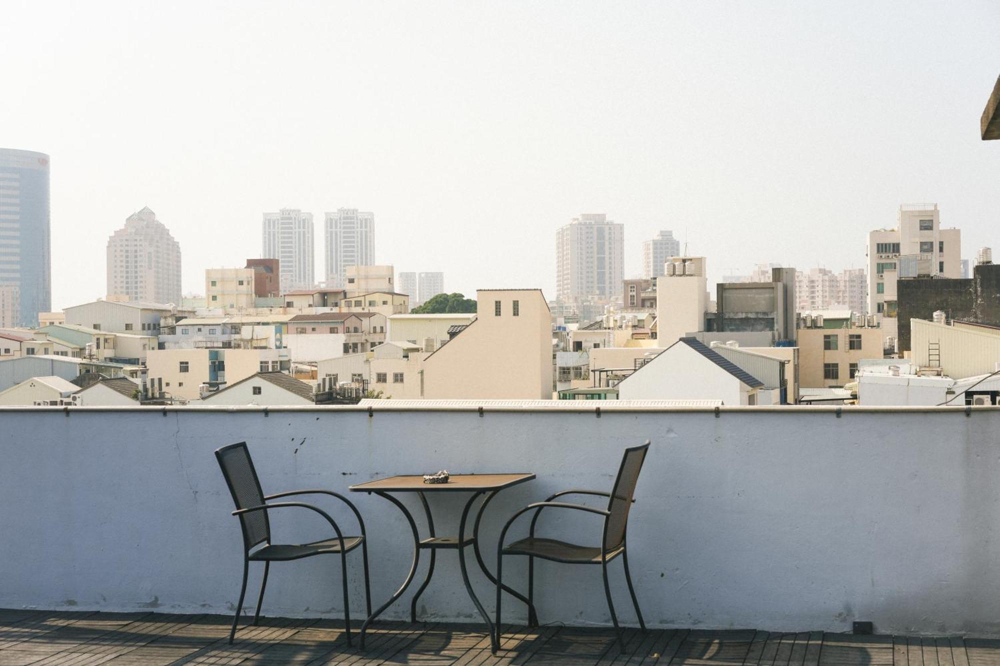 Loft18 Hostel Đài Nam Ngoại thất bức ảnh