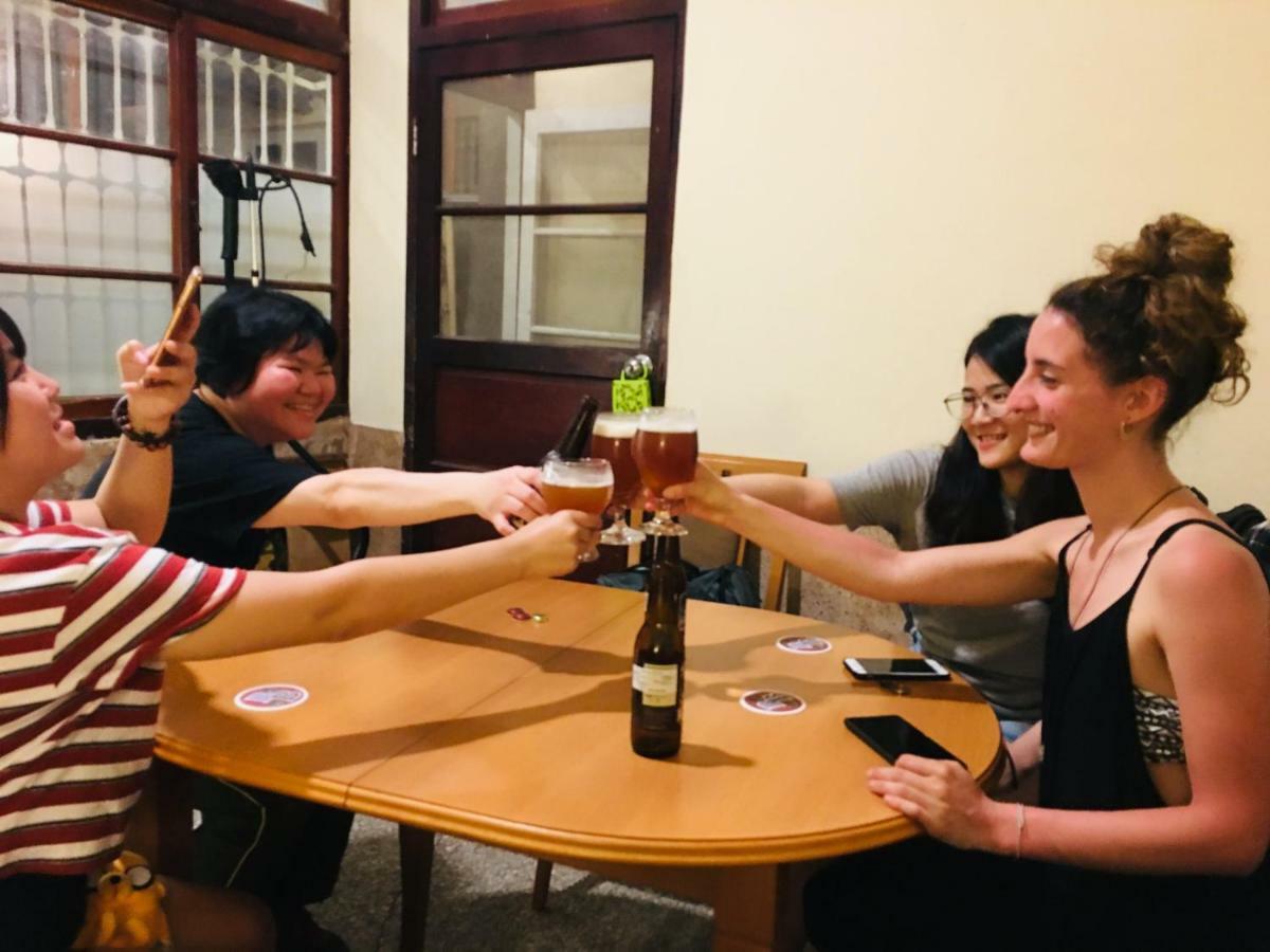 Loft18 Hostel Đài Nam Ngoại thất bức ảnh